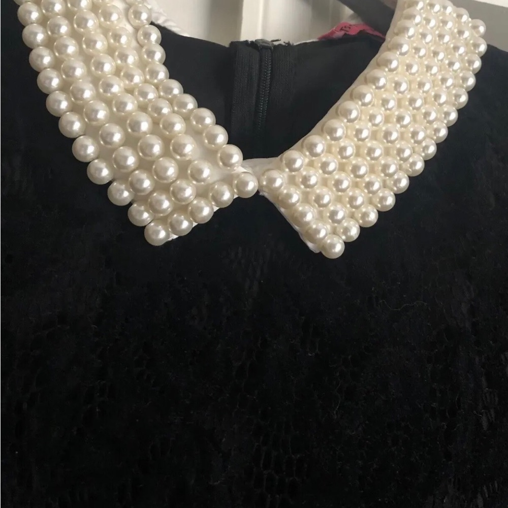 Vintage 90s lace faux pearl collar dress 🎉🎉🎉🎉